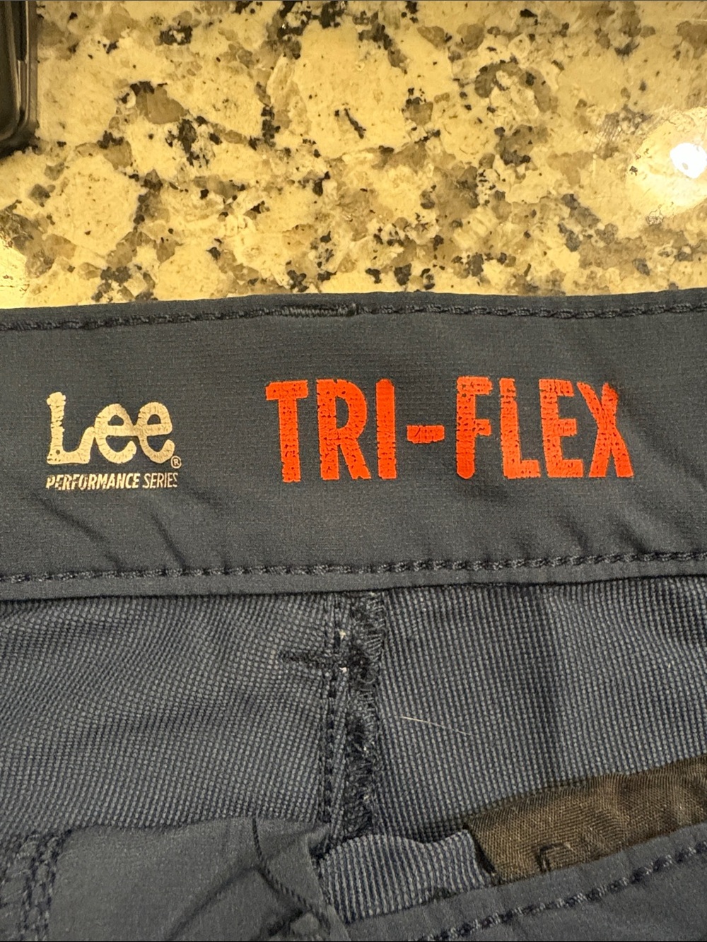 Lee Men's Dark Blue Hybrid Shorts with Zip Pocket - Picture 4 of 5
